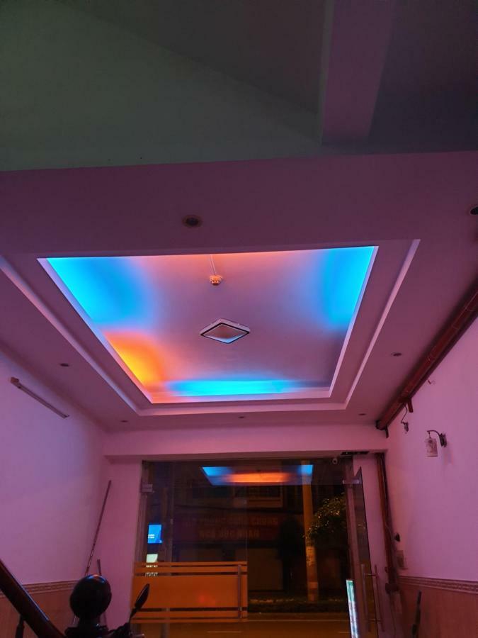 胡志明市 Khach San Anh Thu酒店 外观 照片